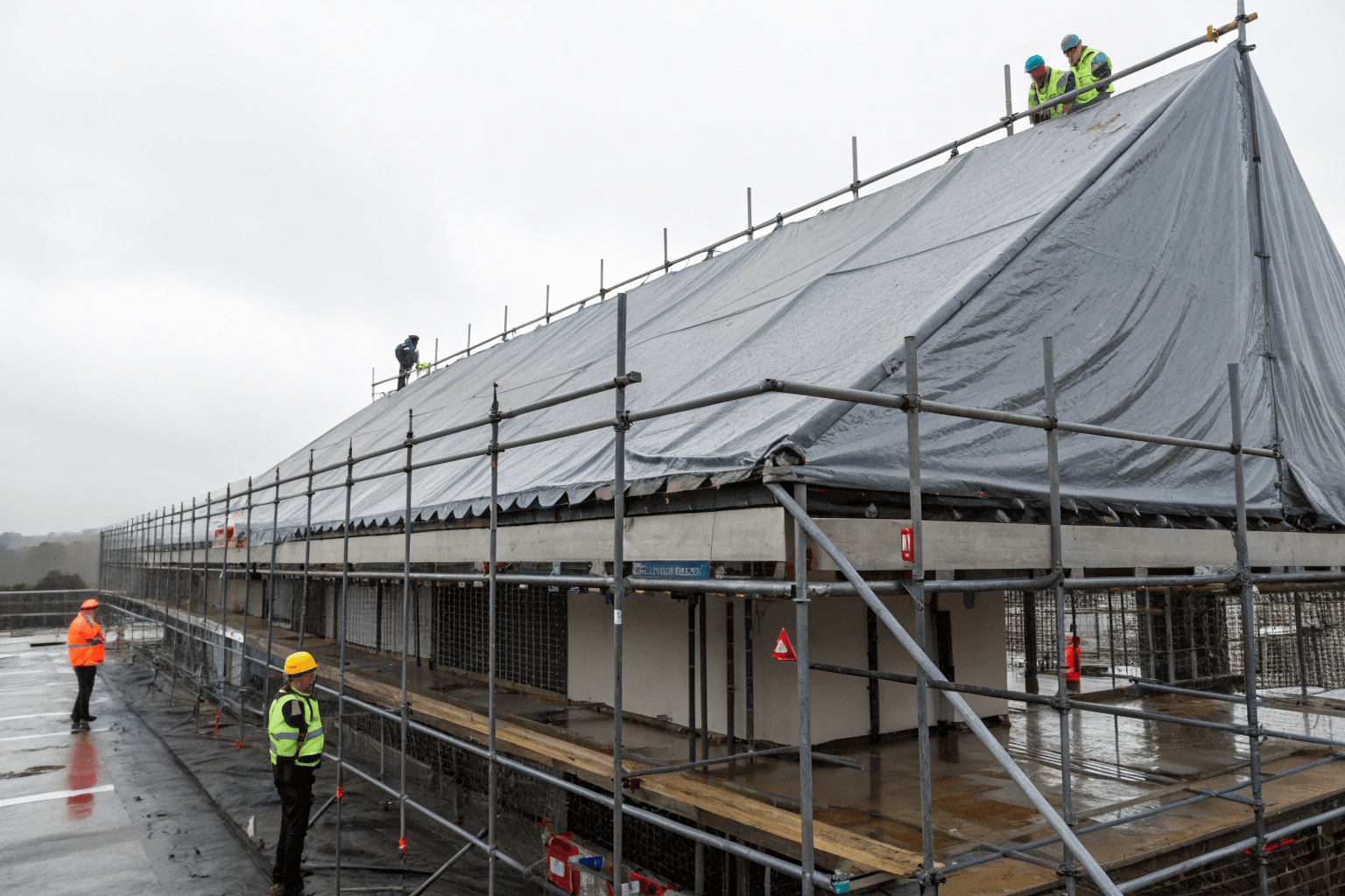 temporary-roof-scaffolding-min